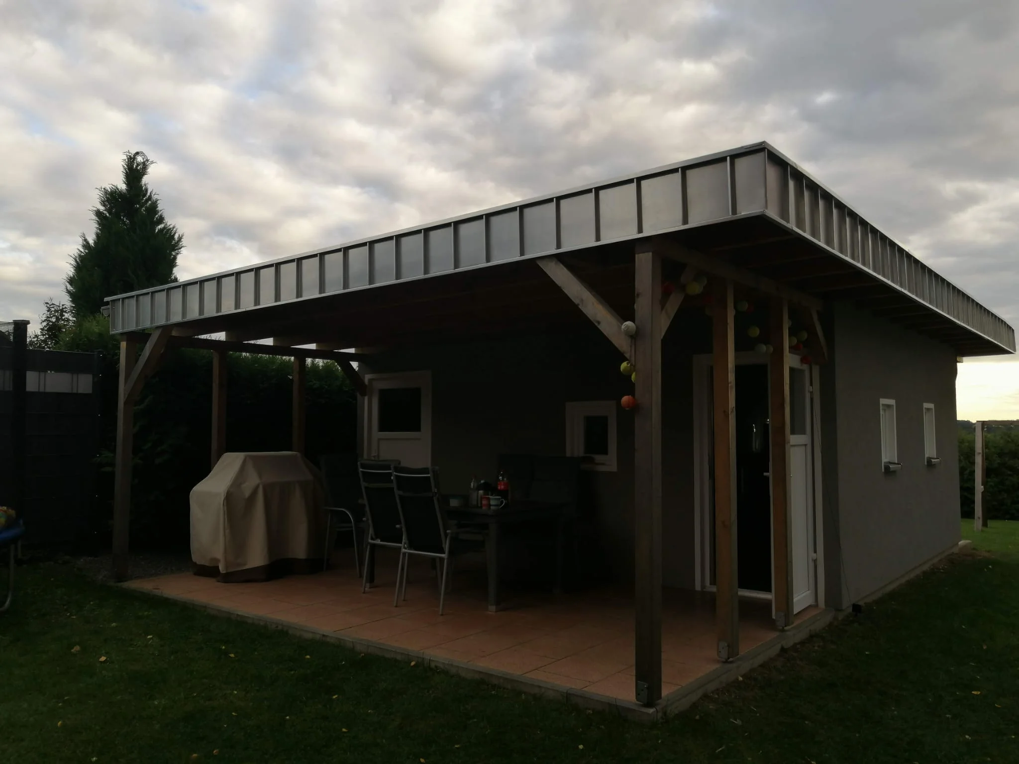 Metall Verkleidung und Abdeckung